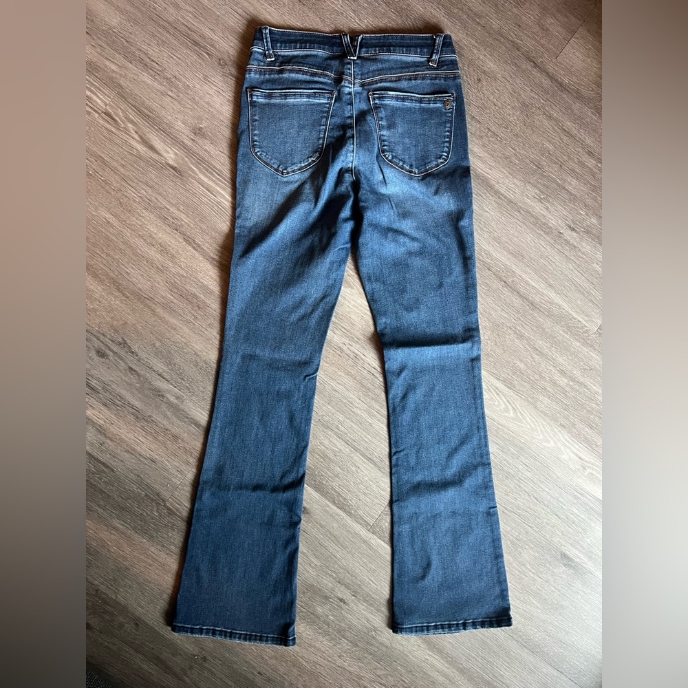 Democracy “Ab” Solution Boot Cut Jeans - Picture 3 of 3